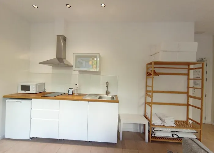 Blanq Marina Suites